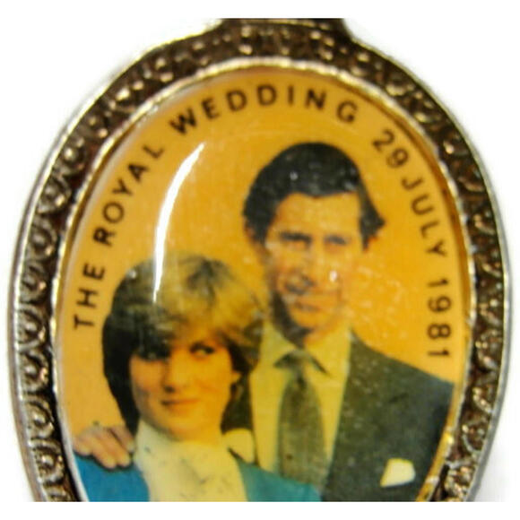 Royal Wedding Vintage Souvenir Collector Spoon Silver Plated Diana Charles - Picture 10 of 10